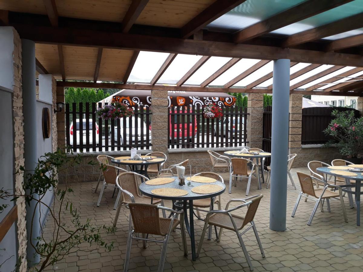 Penzion Fantasy - Restaurant Lipník nad Bečou Extérieur photo